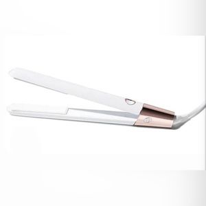 T3 SinglePass Luxe 1-Inch Ionic Straightening iron in White/Rose Gold